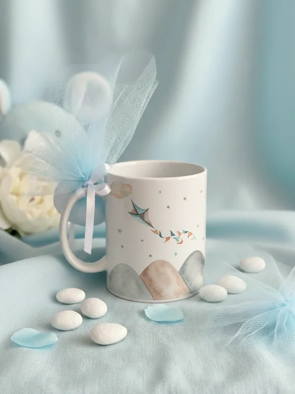 Mărturie botez băiat – spatele cănii cu balon și săculeț textil