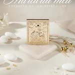 Marturii nunta elegante icoana aurita metalica Fecioara Maria cu Pruncul asezata pe suport decorativ